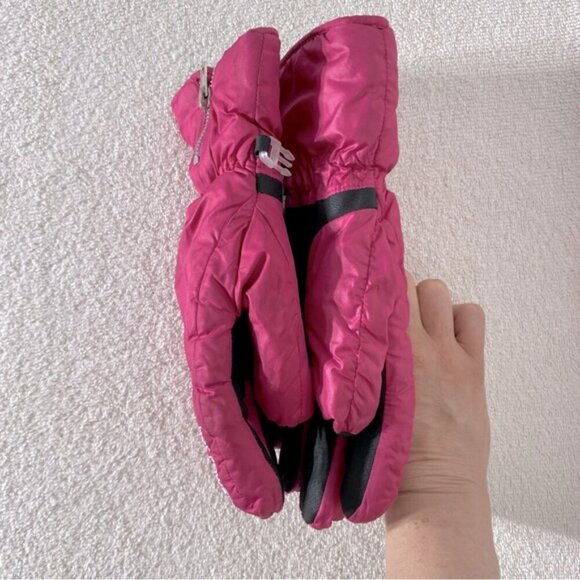 5/$25 Hot Paws Fuchsia Pink Winter Gloves - Picture 7 of 12